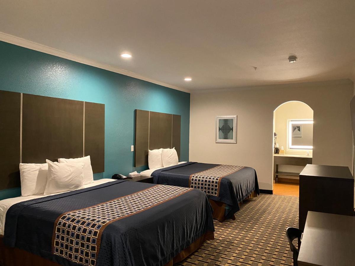 Regency Inn & Suites- Nw Houston Jersey Village Ngoại thất bức ảnh