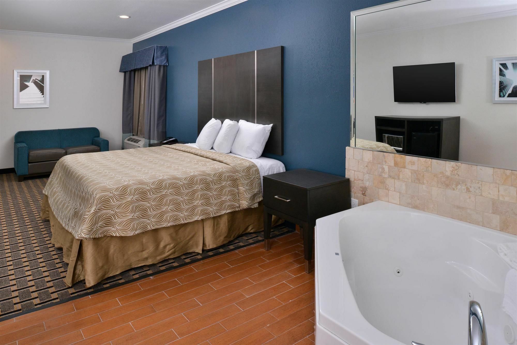 Regency Inn & Suites- Nw Houston Jersey Village Ngoại thất bức ảnh