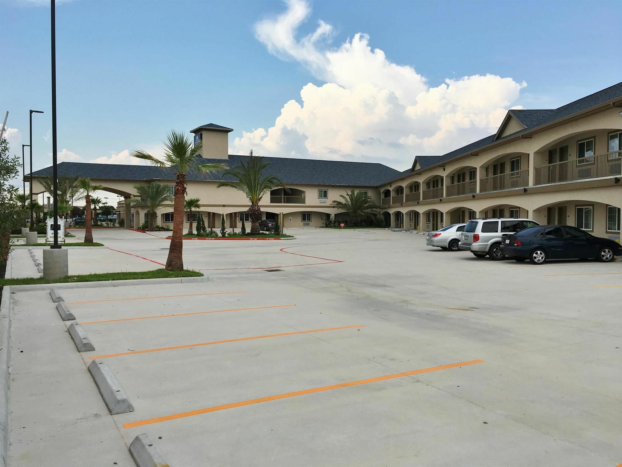 Regency Inn & Suites- Nw Houston Jersey Village Ngoại thất bức ảnh